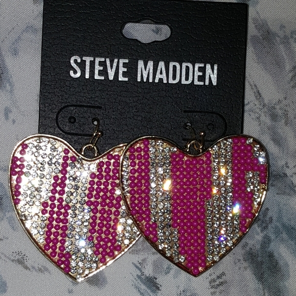 Steve Madden pink & bling crystal heart earrings - Picture 2 of 3